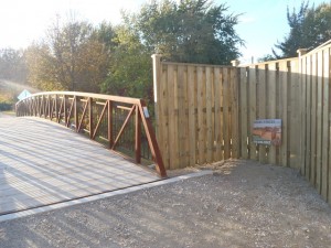 Semi-privacy fence