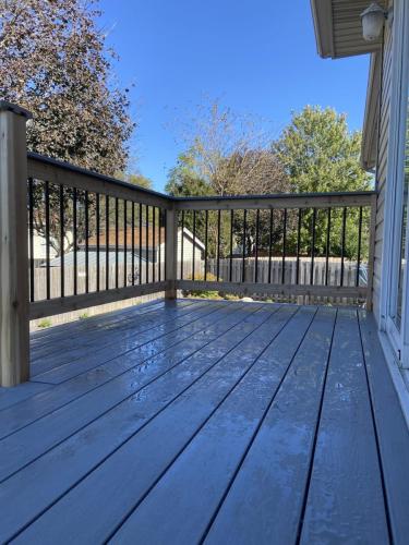 composite deck with wood railings